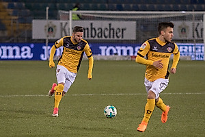 Kreuzer macht Tempo, Horvath bietet sich an.