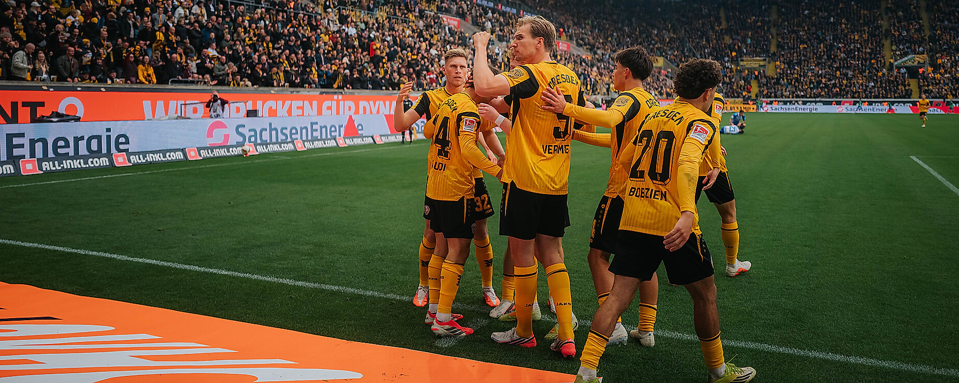 Jubeltraube von Dynamo Dresden