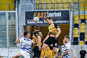Das Kopfballtor von Knipping wird aufgrund eines vermeintlichen Stürmerfouls zurückgepfiffen. | Foto: Steffen Kuttner