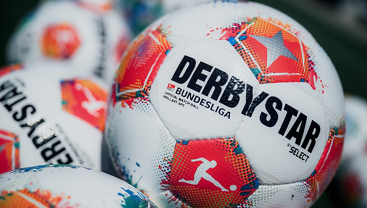Ein Foto des offiziellen Spielballs der 2. Bundesliga.