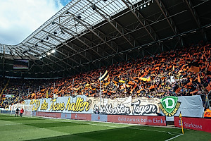 Fahnenchoreographie im K-Block
