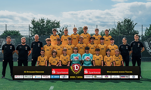 Das Mannschaftsfoto der U15 zur Saison 2025/26.