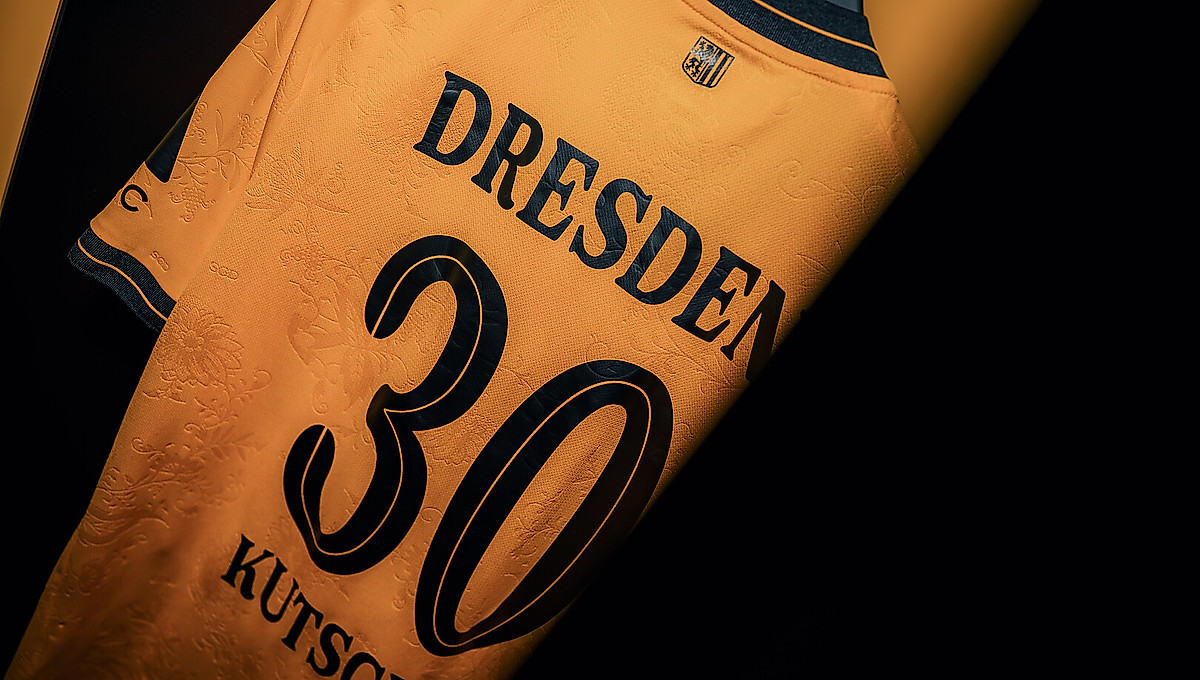 Das Trikot von Stefan Kutschke in der Mannschaftskabine.