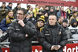 Sportgeschäftsführer Ralf Minge und Cheftrainer Stefan Böger (r.) bei der Generalprobe vorm Ligastart