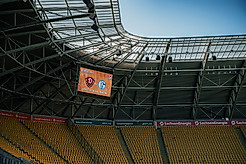 Anzeigetafel im Rudolf-Harbig-Stadion