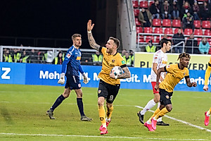 Mit seinem Ausgleichstreffer sendet Patrick Schmidt ein wichtiges Signal an Mannschaft und Fans. | Foto: Steffen Kuttner