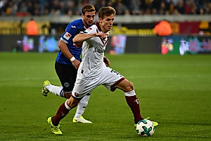 Niklas Hauptmann wurde gegen Aias Aosman ausgewechselt.