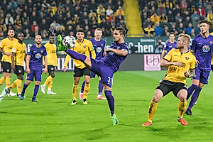Ex-Dynamo Pascal Testroet neben Brian Hamalainen