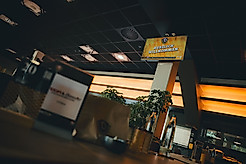 Der VIP-Bereich des Rudolf-Harbig-Stadions