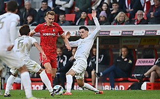 200 Pflichtspiele für den SC erreichte Lienhart gegen Mainz 05.