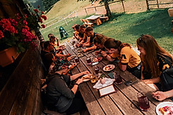 Einkehrschwung bei der Dynamo-Jugendfahrt