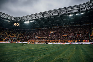 Der K-Block im RUdolf-Harbig-Stadion
