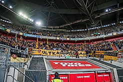 Dynamofans in der Merkur-Spiel-Arena Düsseldorf