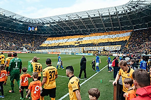 Die Choreo beim Einlaufen der Spieler