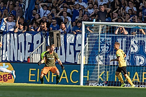 Kevin Broll nach seiner Glanztat gegen Dursun