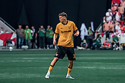 Jakob Zickler auf dem Spielfeld beim Testspiel in Prag.