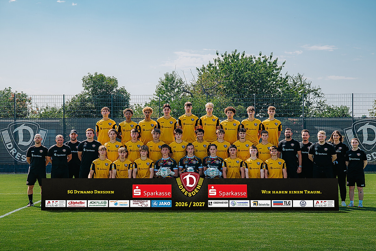 Das Mannschaftsfoto der U19 für die Saison 2026/27.