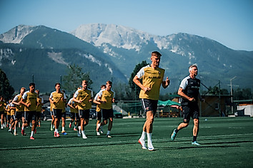 Die Mannschaft absolvierte am Mittwoch viele Läufe und Sprints.