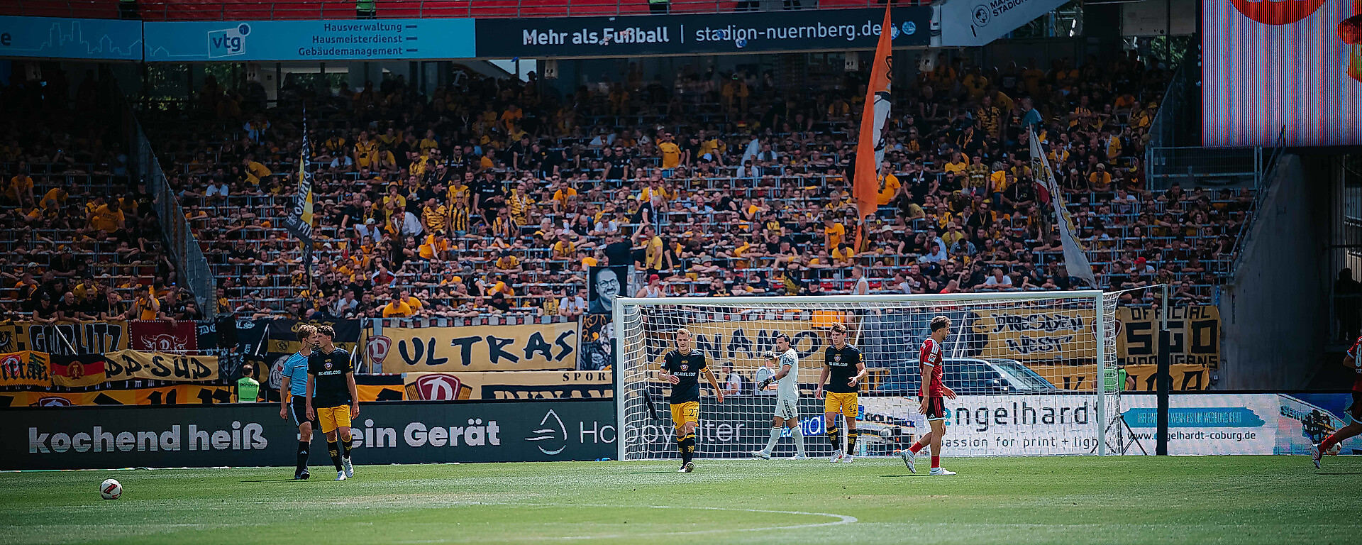 Das Max-Morlock-Stadion beim Spiel 1. FC Nürnberg gegen die SG Dynamo Dresden
