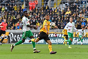 "Andy" Gogia erzielt das 1:0.
