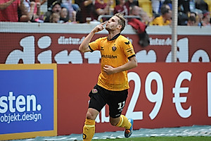 Doppeltorschütze Justin Eilers nach dem 3:0