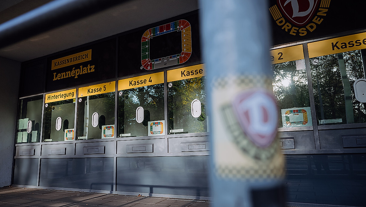 Der Kassenbereich am Rudolf-Harbig-Stadion.