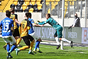 Kevin Broll ist im zweiten Durchgang ein starker Rückhalt. | Foto: Dennis Hetzschold