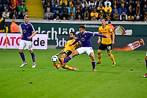 Verbissener Kampf um den Ball