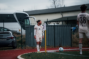 U21-Spieler Niklas Kreuzer beim Eckball.