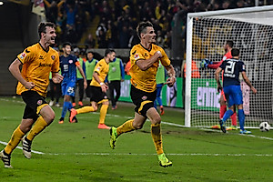 Der Jubel nach Stefan Kutschkes Ausgleich zum 2:2