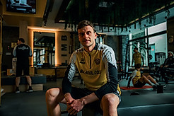 Christoph Daferner im Kraftraum des Hotels.