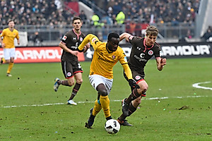 Erich Berko vor Daniel Buballa