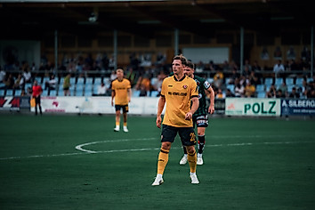 Robin Meißner beim Testspiel gegen die SV Ried im Trikot der SGD.