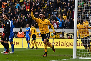 Aias Aosman bejubelt seinen Treffer zum Ausgleich.
