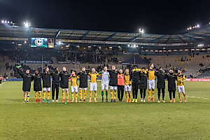 Die mitgereisten Fans belohnt