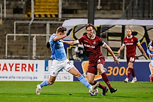 Tim Knipping wirft sich im zweiten Durchgang voll rein. | Foto: Steffen Kuttner 