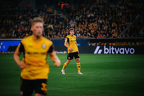 Friedrich Müller im Heimspiel im Rudolf-Harbig-Stadion.