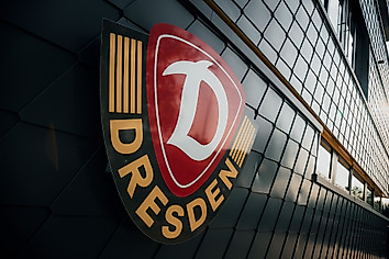 Das Wappen der SGD in der AOK PLUS Walter-Fritzsch-Akademie