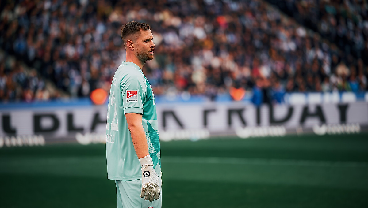 Lennart Grill auf dem Spielfeld.