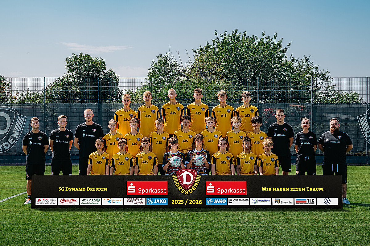 Das Mannschaftsfoto der U15 zur Saison 2026/27.