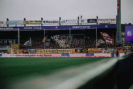 Gästeblock im Stadion an der Bremer Brücke Osnabrück