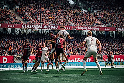 Spielszene aus der Partie 1. FC Nürnberg gegen die SG Dynamo Dresden