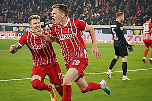 Januar: Im ersten Heimspiel des neuen Jahres zeigt der SC eine starke Reaktion auf die derbe 0:6-Niederlage beim VfL Wolfsburg: Mit dem 1:1 gegen Eintracht Frankfurt sichert sich der Sport-Club den ersten Punkt des Kalenderjahres.