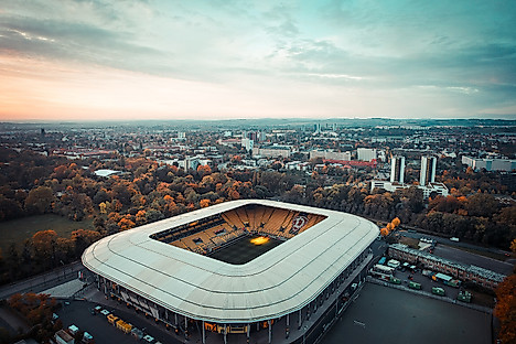 Luftaufnahme des Rudolf-Harbig-Stadions