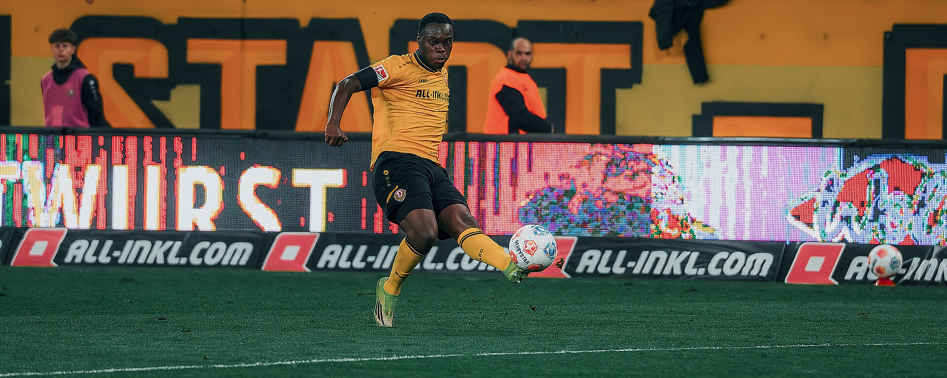 Kofi Amoako in Aktion beim Heimspiel für Dynamo Dresden.